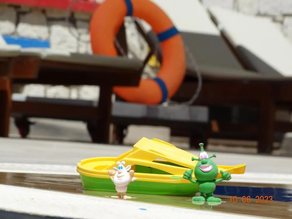 Surya Butık Otel Alaçatı