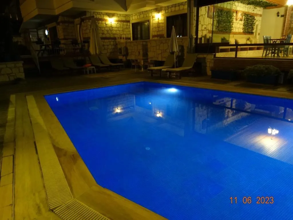 Surya Butık Otel Alaçatı